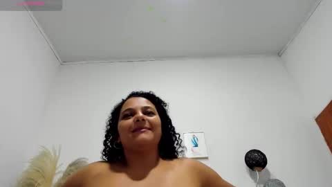 Snapshot of _aithanaa_ chatting on 22, 11, 2025 _aithanaa_ online show from 22, 11, 2025