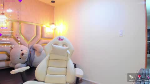  Alaia online show from 27, 12, 2024