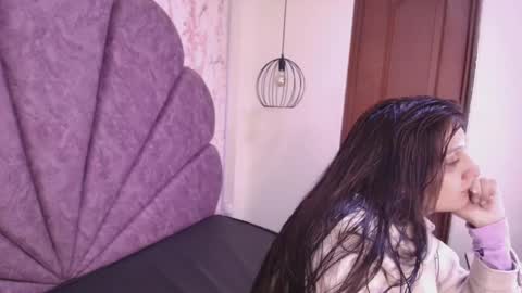  Alaia online show from 19, 12, 2025