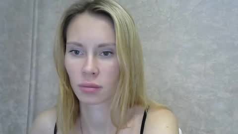 Snapshot of _alex1819 chatting on 12, 11, 2025 _alex1819 online show from 12, 11, 2025