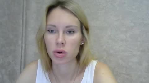 Snapshot of _alex1819 chatting on 13, 11, 2025 _alex1819 online show from 13, 11, 2025