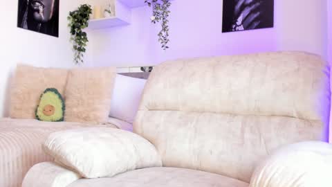 Snapshot of _alissonrose chatting on 4, 12, 2024 Karo online show from 4, 12, 2024