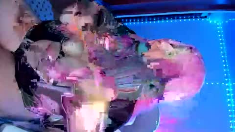 Alisa online show from 19, 10, 2025