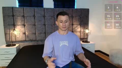 Snapshot of _andrewfalcon2 chatting on 15, 1, 2025 _andrewfalcon2 online show from 15, 1, 2025