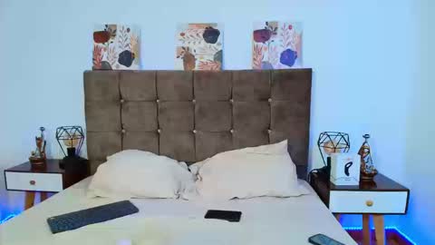 Snapshot of _andrewfalcon2 chatting on 16, 9, 2025 _andrewfalcon2 online show from 16, 9, 2025