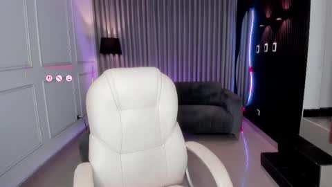 Snapshot of _anna_parker_ chatting on 11, 2, 2025 Ana online show from 11, 2, 2025