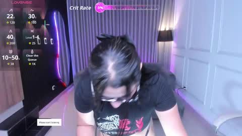 Snapshot of _anna_parker_ chatting on 8, 10, 2025 Ana online show from 8, 10, 2025