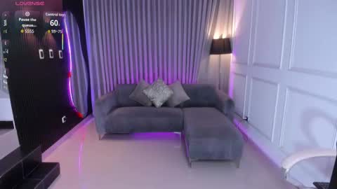 Snapshot of _anna_parker_ chatting on 21, 10, 2025 Ana online show from 21, 10, 2025