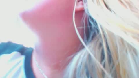 Snapshot of _antonella_11 chatting on 9, 2, 2025 _antonella_11 online show from 9, 2, 2025