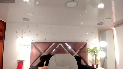 Snapshot of _antonnela_ chatting on 15, 10, 2025 antonnela online show from 15, 10, 2025