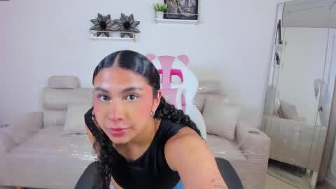    online show from 14, 4, 2026