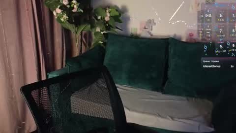 _ash_leyy_ online show from 12, 10, 2025