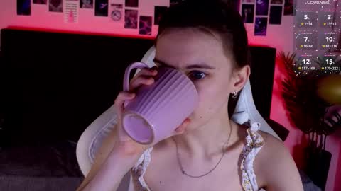 Snapshot of _ash_leyy_ chatting on 8, 1, 2026 _ash_leyy_ online show from 8, 1, 2026