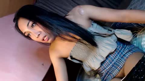 Snapshot of _asiancutie chatting on 12, 1, 2025 _asiancutie online show from 12, 1, 2025