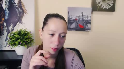 _astraia_ online show from 4, 6, 2026