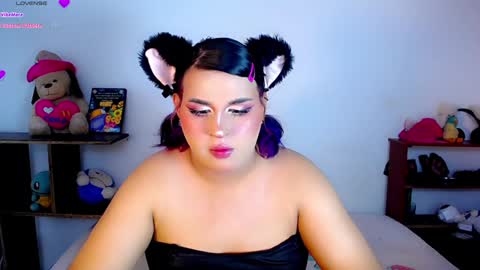 independent model atalaya online show from 8, 1, 2025