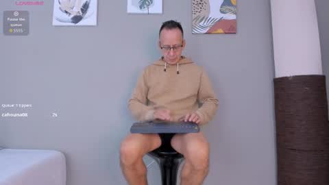 Snapshot of _axelking_ chatting on 22, 10, 2025 _axelking_ online show from 22, 10, 2025