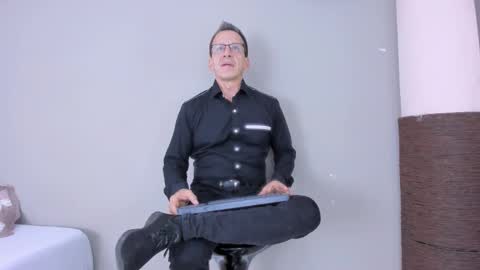 Snapshot of _axelking_ chatting on 10, 11, 2025 _axelking_ online show from 10, 11, 2025