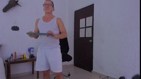 Snapshot of _axelking_ chatting on 17, 12, 2025 _axelking_ online show from 17, 12, 2025