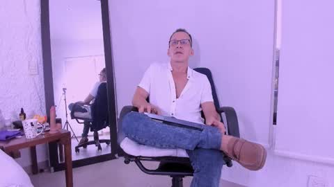 Snapshot of _axelking_ chatting on 6, 2, 2026 _axelking_ online show from 6, 2, 2026