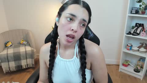 Bella Evans online show from 20, 1, 2025