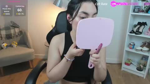 Bella Evans online show from 24, 2, 2025