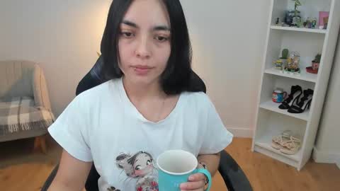 Snapshot of _bellaevans_ chatting on 2, 3, 2026 Bella Evans online show from 2, 3, 2026