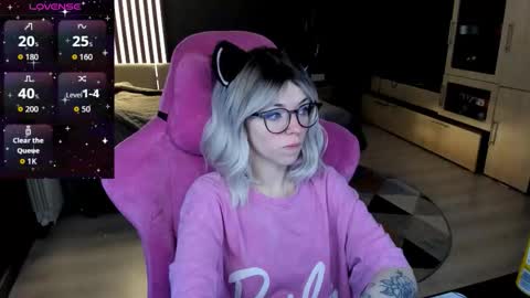 Olivia Subscribe to my Fansly -   online show from 29, 3, 2026