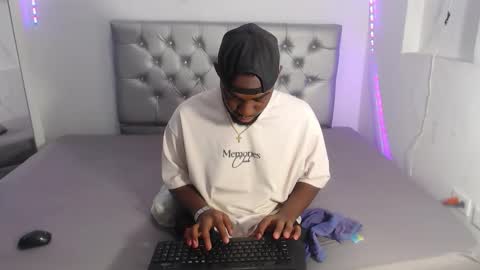 Andrew online show from 11, 11, 2025