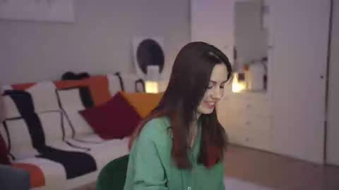 Lili online show from 28, 2, 2025