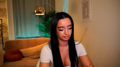 Pearl online show from 10, 3, 2026