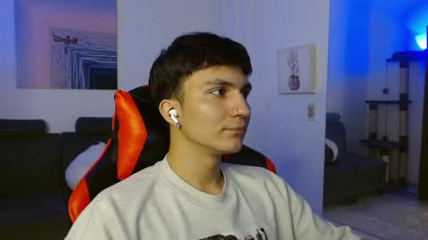 B L A K E online show from 31, 1, 2025