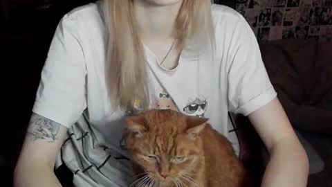 Snapshot of _caramel_milk_ chatting on 7, 10, 2025 Merlizz online show from 7, 10, 2025