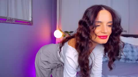 _carlawhite_ online show from 7, 3, 2026