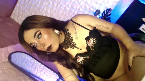 Caroline online show from 10, 2, 2025