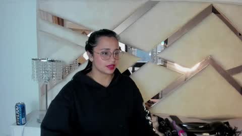 Snapshot of _carolinee_sweet chatting on 10, 1, 2025 Caroline Sweet online show from 10, 1, 2025