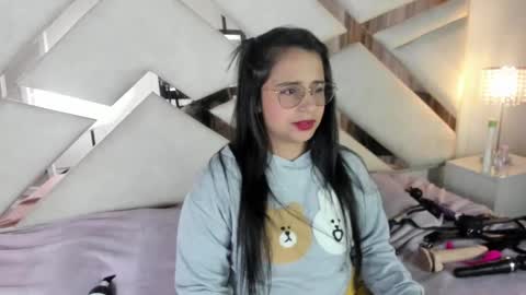 Snapshot of _carolinee_sweet chatting on 25, 1, 2025 Caroline Sweet online show from 25, 1, 2025