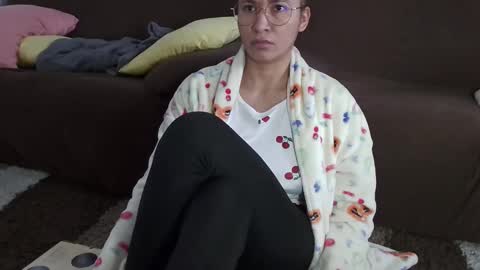 Snapshot of _cattleya1 chatting on 14, 11, 2025 cat online show from 14, 11, 2025