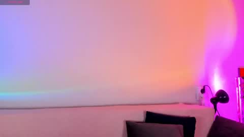 Christina Chris online show from 16, 4, 2026