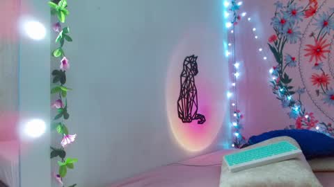 Snapshot of _chloeee chatting on 8, 2, 2025 Katy online show from 8, 2, 2025