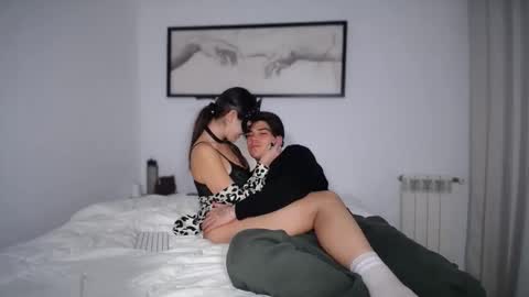 Snapshot of _couplevibes chatting on 11, 11, 2025 _couplevibes online show from 11, 11, 2025