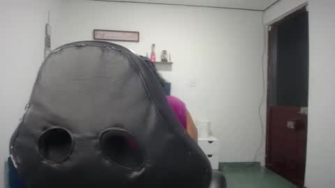 Snapshot of _cristal09 chatting on 13, 9, 2025 _cristal09 online show from 13, 9, 2025