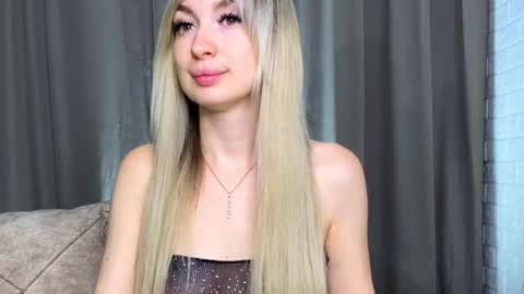 _crystal_moon_1 online show from 8, 9, 2025