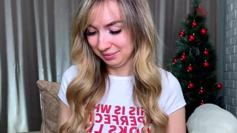 _crystal_moon_1 online show from 18, 12, 2025