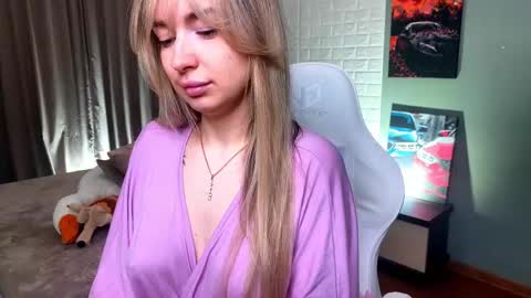 _crystal_moon_1 online show from 14, 3, 2026