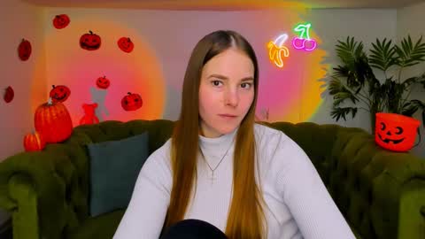 Erika online show from 12, 11, 2025