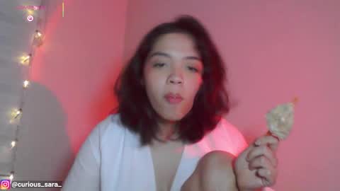 Snapshot of _curiouskitten_ chatting on 2, 11, 2025 sara again3 online show from 2, 11, 2025