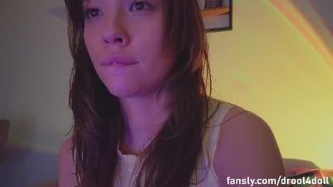 DemiDee online show from 15, 6, 2026