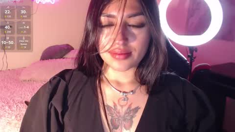 Snapshot of _dennise chatting on 2, 12, 2025 _dennise online show from 2, 12, 2025