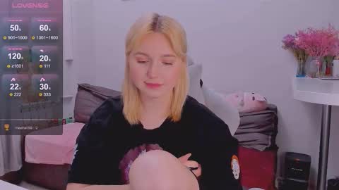 Snapshot of _dewpoint_ chatting on 25, 9, 2025 Ri   online show from 25, 9, 2025